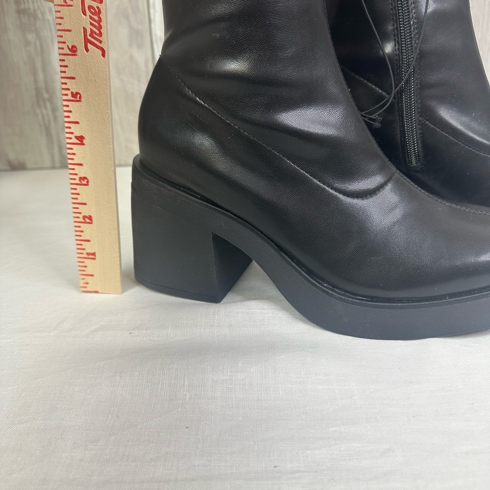 Black Knee-High Women's Boots - Picture 3 of 4
